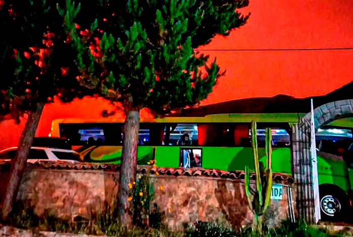 Bus Turístico Ruta del Sol Puno a Cusco + Guía abordo